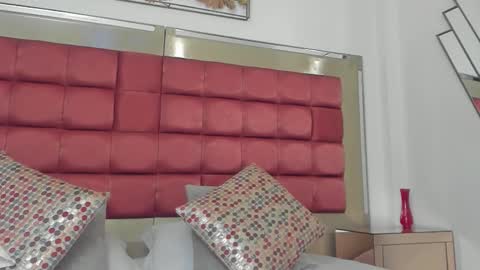 Snapshot of bonniecute_ chatting on October 2025 11:38:01 PM online show from October 2025 11:38:01 PM