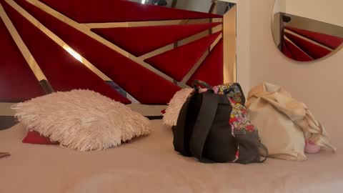   online show from January 2026 12:05:01 AM