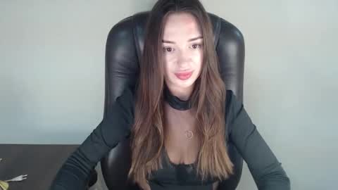 Bonnie online show from October 2025 07:37:02 AM