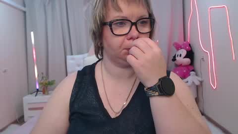 Snapshot of bonnnyboobsy chatting on May 2026 06:25:01 PM bonnnyboobsy online show from May 2026 06:25:01 PM