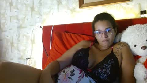 Queen Bon Vivantt online show from January 2025 02:37:02 AM