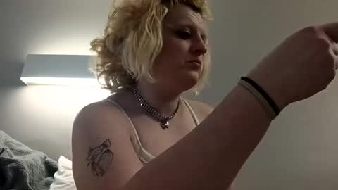 Snapshot of boobookittyfuxx chatting on February 2026 05:47:02 AM boobookittyfuxx online show from February 2026 05:47:02 AM