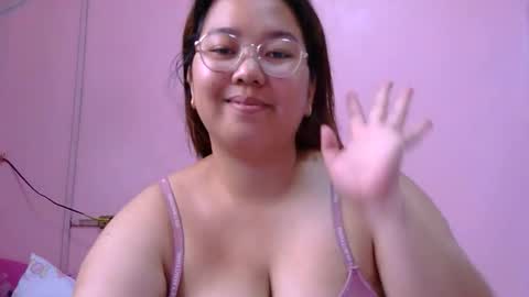 MommyMarie-Singlemom of 2. online show from May 2026 02:52:02 AM