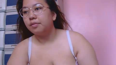 MommyMarie-Singlemom of 2. online show from May 2026 02:51:02 AM