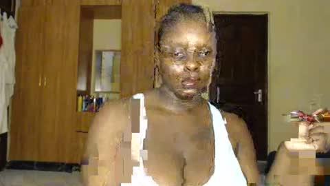 Snapshot of booby_candy chatting on January 2025 01:50:01 AM booby_candy online show from January 2025 01:50:01 AM