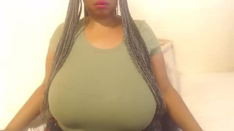 Snapshot of boobyqueen24 chatting on November 2025 09:20:02 AM boobyqueen online show from November 2025 09:20:02 AM