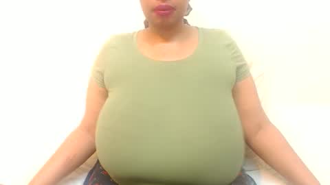 Snapshot of boobyqueen24 chatting on April 2026 11:47:02 AM boobyqueen online show from April 2026 11:47:02 AM