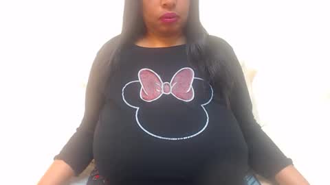 Snapshot of boobyqueen24 chatting on May 2026 04:25:02 PM boobyqueen online show from May 2026 04:25:02 PM
