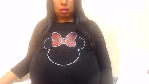 Snapshot of boobyqueen24 chatting on June 2026 03:33:01 PM boobyqueen online show from June 2026 03:33:01 PM