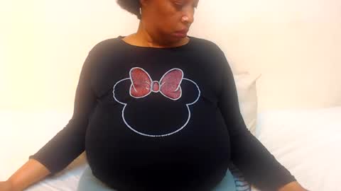 Snapshot of boobyqueen24 chatting on June 2026 02:23:02 AM boobyqueen online show from June 2026 02:23:02 AM