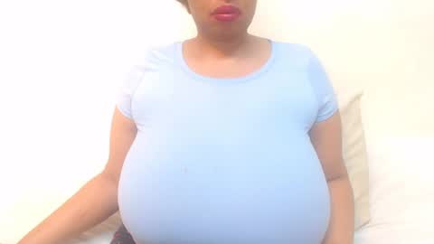 Snapshot of boobyqueen24 chatting on June 2026 06:51:02 PM boobyqueen online show from June 2026 06:51:02 PM