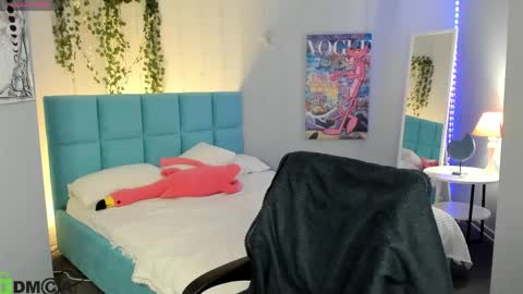 Milena online show from March 2026 03:00:02 AM