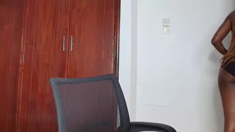 Heather online show from March 2026 05:52:01 AM