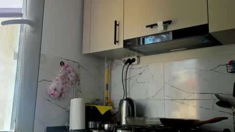 Klaras room online show from May 2026 09:27:01 AM