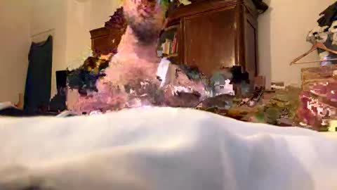 BoYYYOOO online show from April 2026 07:58:02 PM