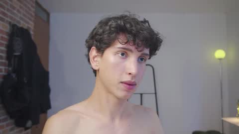 Snapshot of boream_ chatting on January 2026 05:27:02 PM Bream online show from January 2026 05:27:02 PM