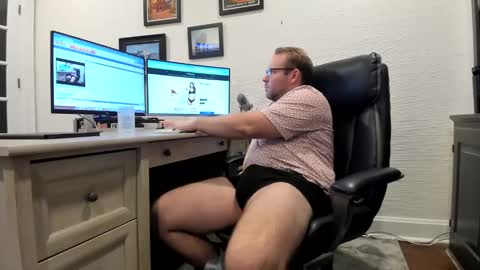 Boredhorndog online show from January 2025 04:27:01 AM