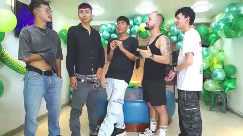 THOMAS AND DAMIAND online show from March 2025 05:11:01 AM