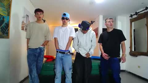 THOMAS AND DAMIAND online show from January 2026 07:19:01 PM