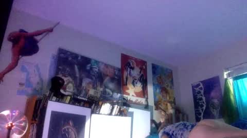 Bottomboo7 online show from October 2025 12:00:02 PM