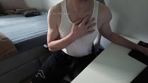 bottomtsinner online show from May 2026 10:11:01 AM