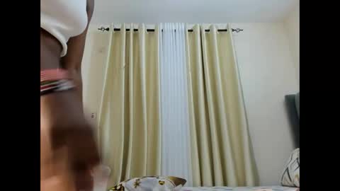 Snapshot of bouncy_booty677 chatting on March 2026 09:33:02 AM bouncy_booty677 online show from March 2026 09:33:02 AM