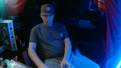 Snapshot of bowerboi1217 chatting on December 2025 08:12:01 AM Bowerboi1217 online show from December 2025 08:12:01 AM