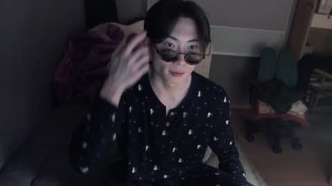 Snapshot of boxman556990 chatting on March 2025 06:33:01 PM boxman556990 online show from March 2025 06:33:01 PM