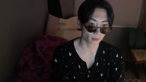 Snapshot of boxman556990 chatting on March 2025 10:42:01 PM boxman556990 online show from March 2025 10:42:01 PM