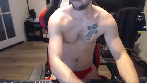 boy_t0y89 online show from October 2025 07:19:02 AM