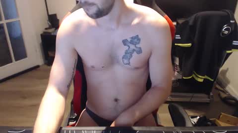 boy_t0y89 online show from November 2025 06:25:01 AM