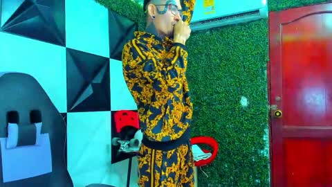 boy_tatto77 online show from April 2026 05:34:01 PM