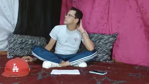 boyfantasies_11 online show from December 2025 01:59:02 AM