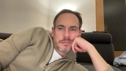 boytoyhh online show from November 2025 07:58:01 PM