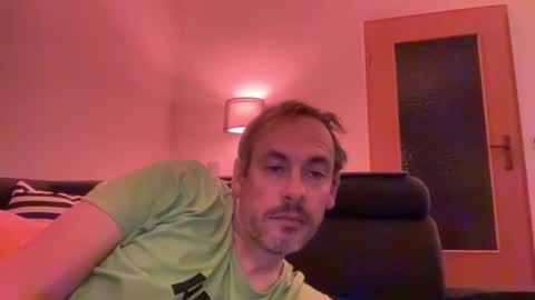 boytoyhh online show from April 2026 08:37:02 PM