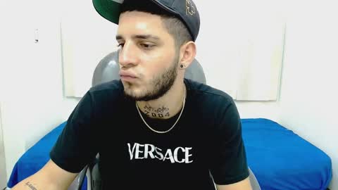 Snapshot of boyxsluts chatting on December 2024 09:40:02 AM MAX online show from December 2024 09:40:02 AM