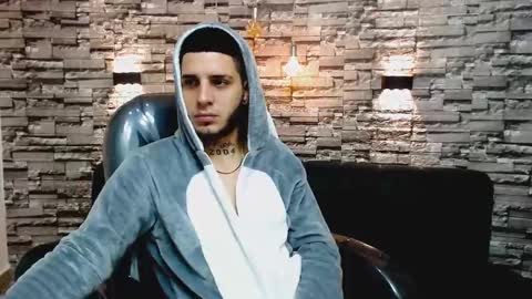 Snapshot of boyxsluts chatting on December 2024 03:36:02 AM MAX online show from December 2024 03:36:02 AM