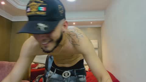 Snapshot of boyxsluts chatting on December 2024 02:49:01 PM MAX online show from December 2024 02:49:01 PM