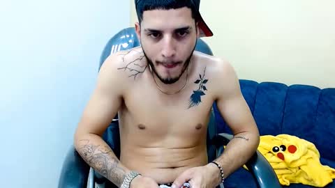 Snapshot of boyxsluts chatting on January 2025 02:30:02 PM MAX online show from January 2025 02:30:02 PM