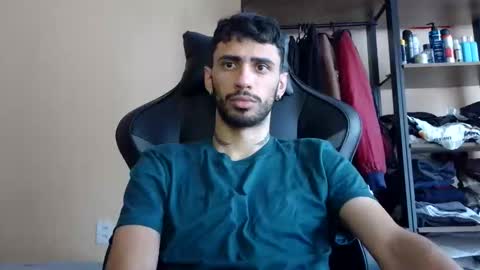 boyzinm2 online show from April 2026 02:07:01 PM