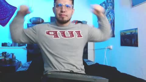 brad hot boy online show from September 2025 04:23:01 AM