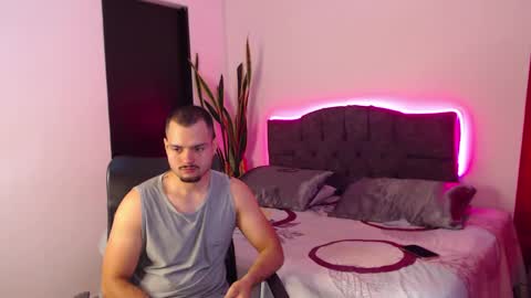 Your favorite couple and the best butt on Chatur online show from October 2025 04:02:01 PM