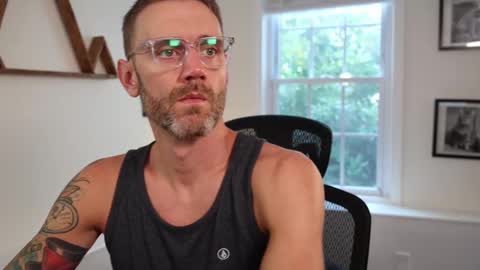 Snapshot of bradbronton chatting on September 2025 05:25:02 PM BradBronton online show from September 2025 05:25:02 PM