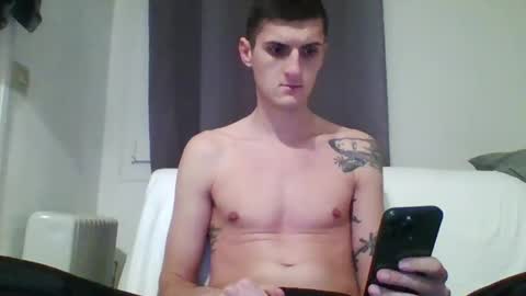 Snapshot of bradleytravis chatting on December 2024 06:17:02 PM Bradly online show from December 2024 06:17:02 PM