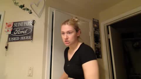 Snapshot of braindeadbetty chatting on March 2026 07:16:02 AM i am a naughty jedi knight online show from March 2026 07:16:02 AM