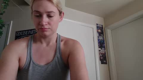 Snapshot of braindeadbetty chatting on March 2026 06:34:01 PM i am a naughty jedi knight online show from March 2026 06:34:01 PM