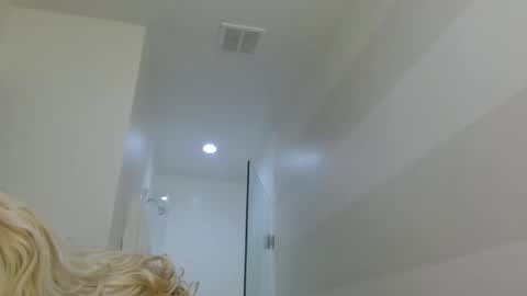 i am a naughty jedi knight online show from May 2026 06:30:01 AM