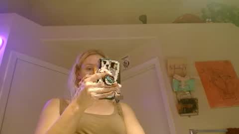 Snapshot of braindeadbetty chatting on May 2026 02:31:02 AM i am a naughty jedi knight online show from May 2026 02:31:02 AM