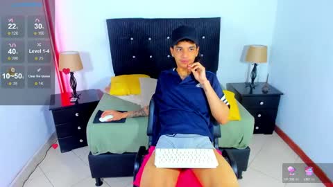 B R A N D online show from December 2024 09:01:01 PM