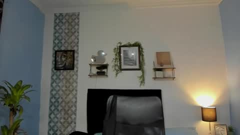brandom_brook online show from June 2026 06:52:02 AM